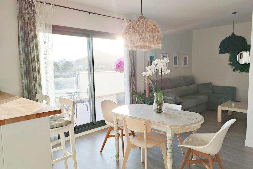 Atico Con Piscina, Golf, Vistas Al Mar Lejlighed Torre de Benagalbon Eksteriør billede